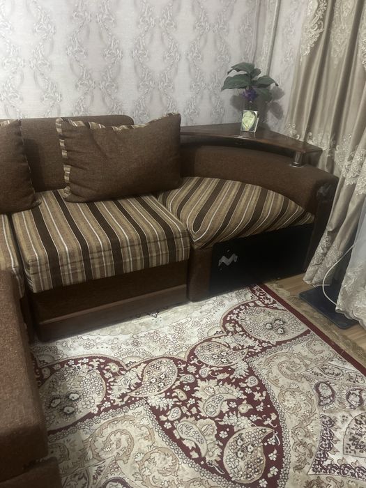 Диван для гостиной