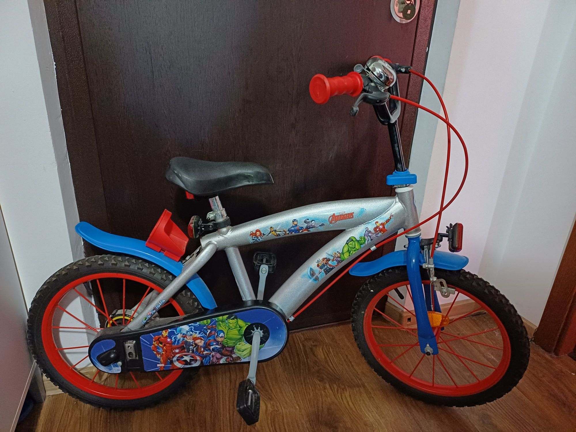 Bicicleta copii 4- 7 ani