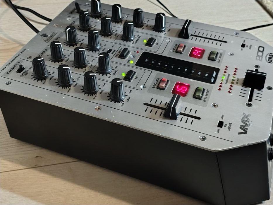 Mixer Behringer Pro Mixer vmx200
