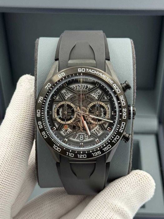 tag skeleton carrera черен