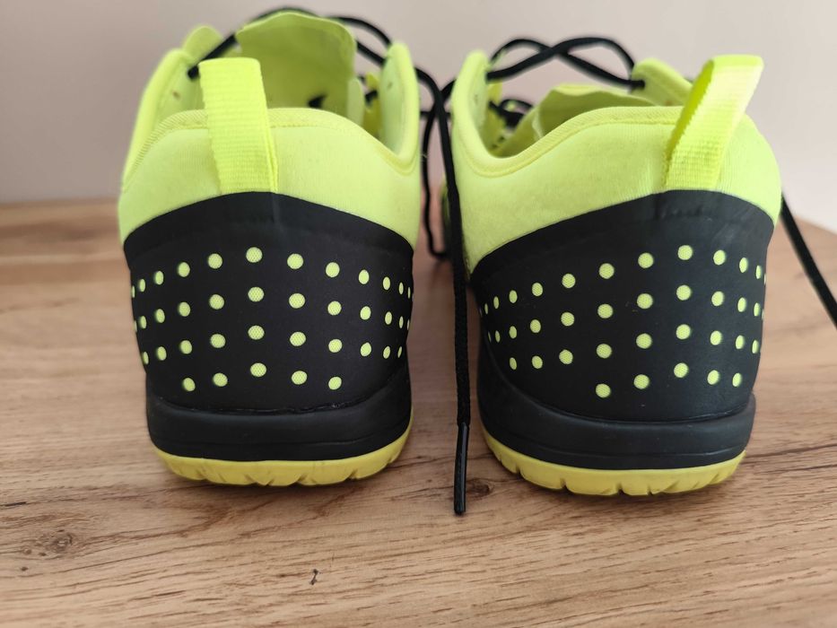 Дамски маратонки NIKE