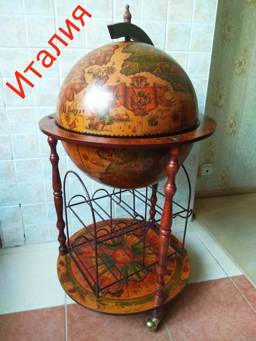 Глобус- бар VIP класса  Италия,с металлическими полками, вместител