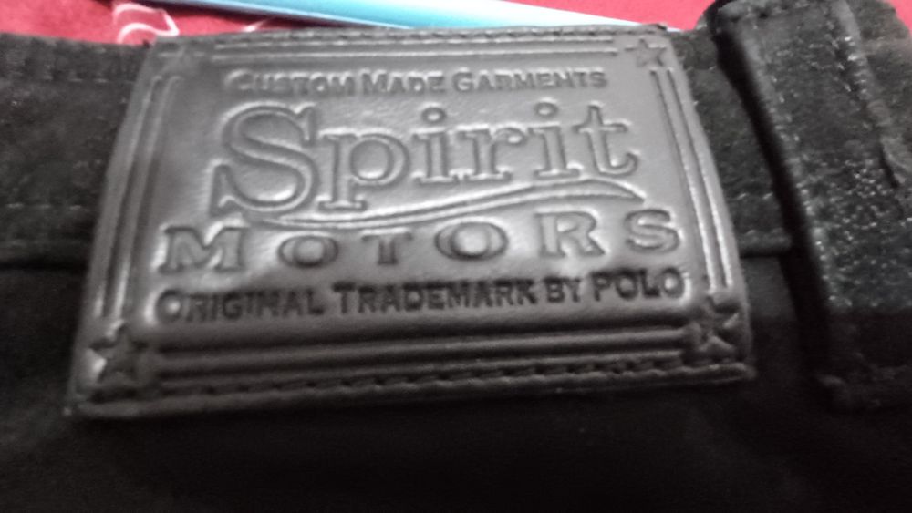 Pantaloni de piele pentru motor