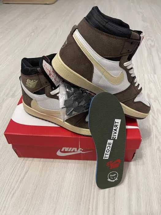 Adidasi Nike Air Jordan 1 High Reverse Mocha