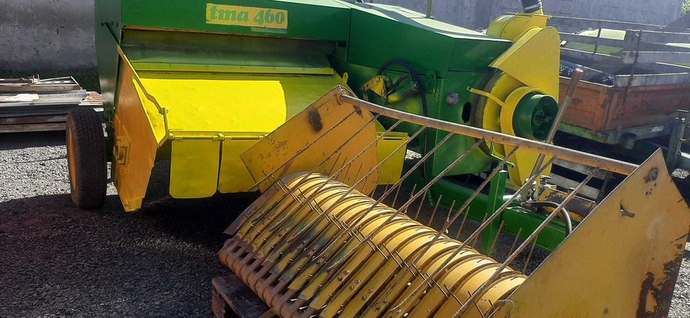 Presa de balotat balotiera recent adusa din Ita vind urgent