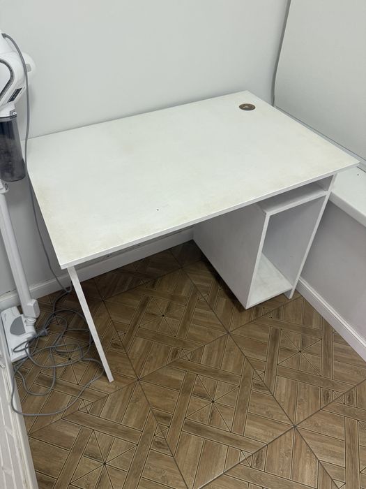 компактный рабочий стол