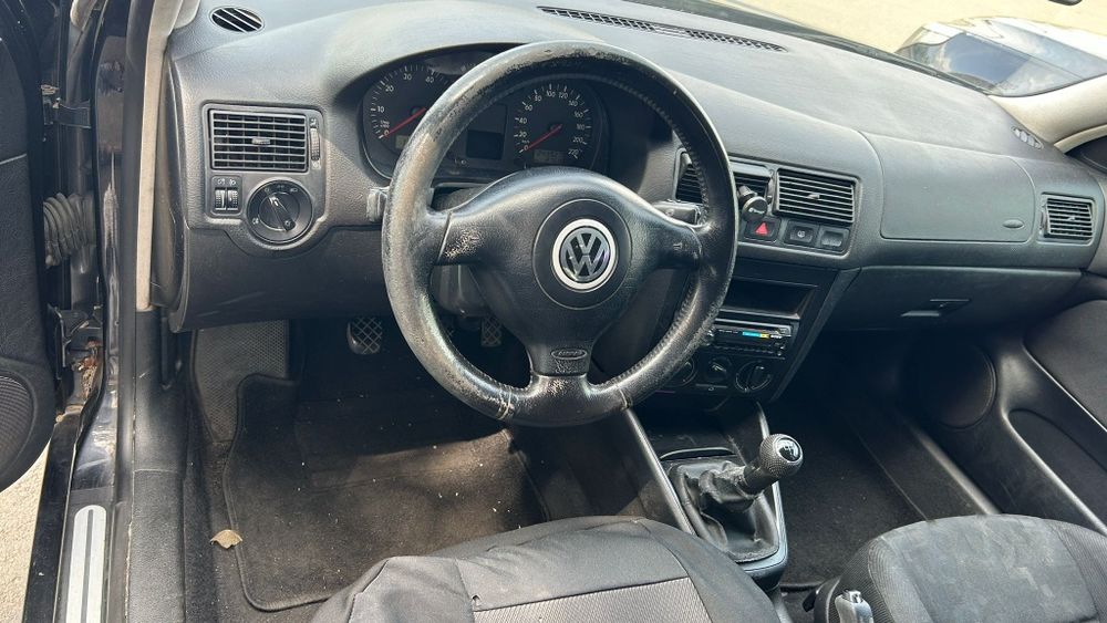 VW Golf 4 1.4 benzina 2001