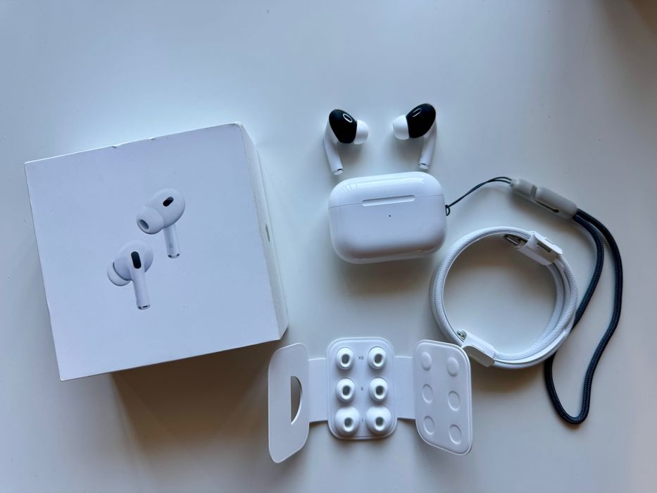 Apple AirPods Pro 2 USB-C Оригинал -  В гаранция