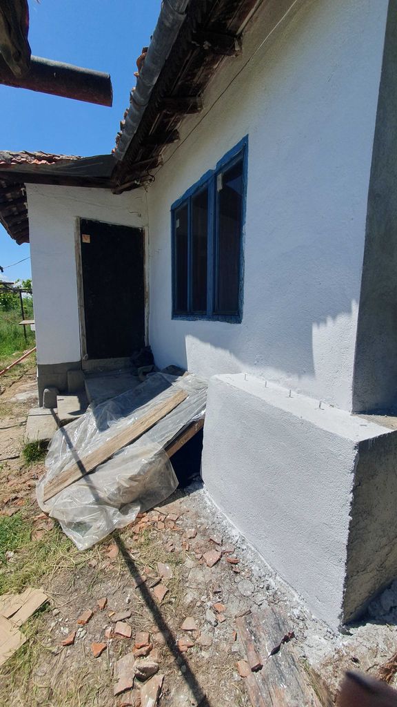Продава се Къща в с. Блатница, Област Пазарджик - 50 кв.м за 459 €/кв.м - Снимка #1