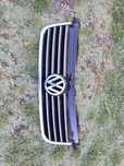 Grila originala passat b5.5