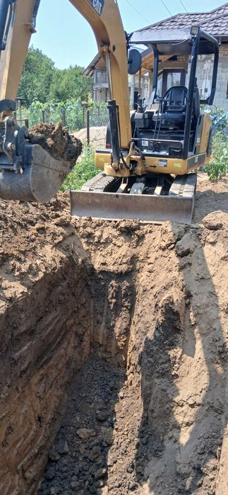 Săpături mecanizate cu miniexcavator