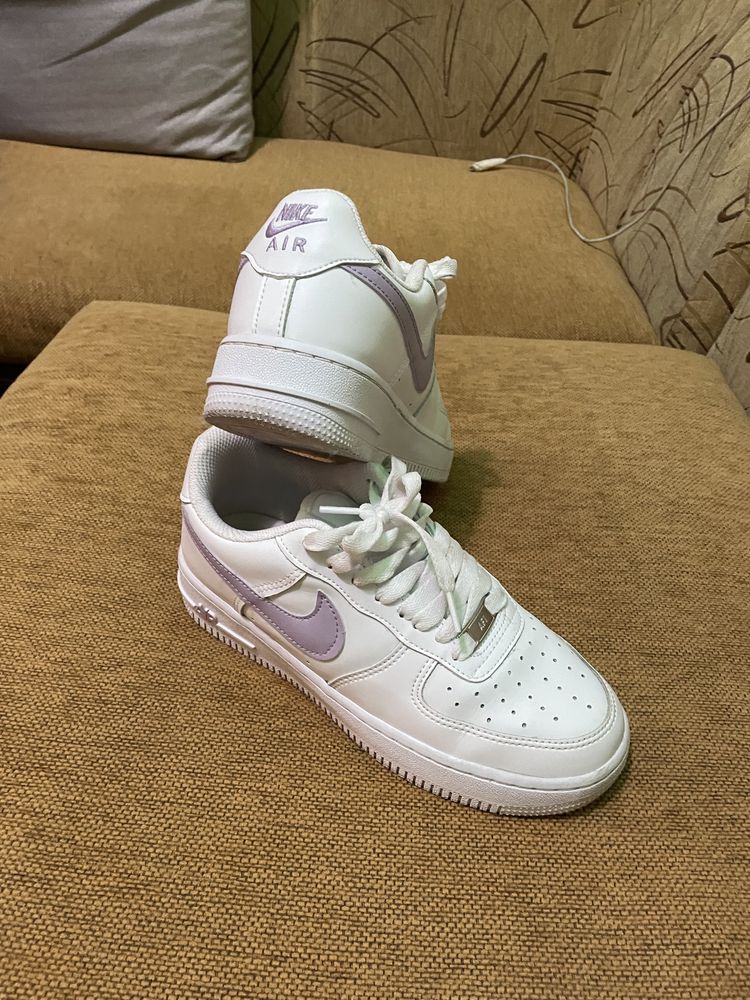 Air Force 1 Бели