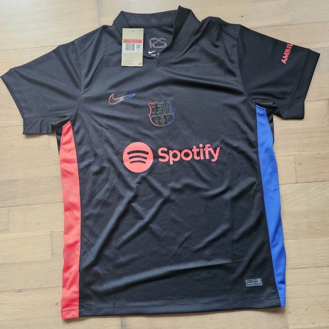 Vând tricou fotbal Pedri