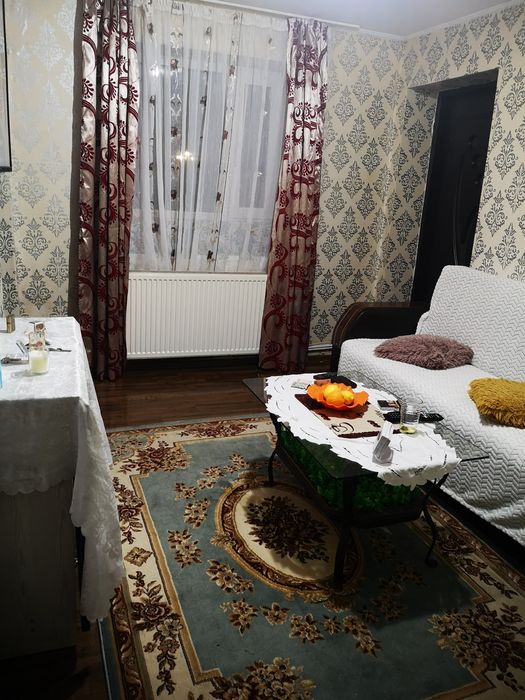 Vând apartament 2 zona Vișoi bl8