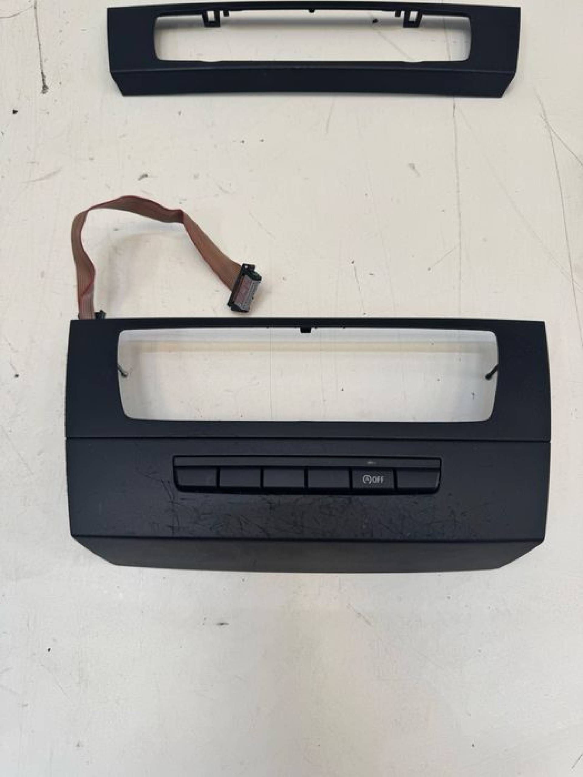 Panou modul climatronic buton start-stop BMW Seria 3 E90 E91 E92 E93