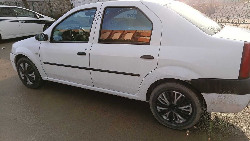 dacia Logan -benzina.- 2006