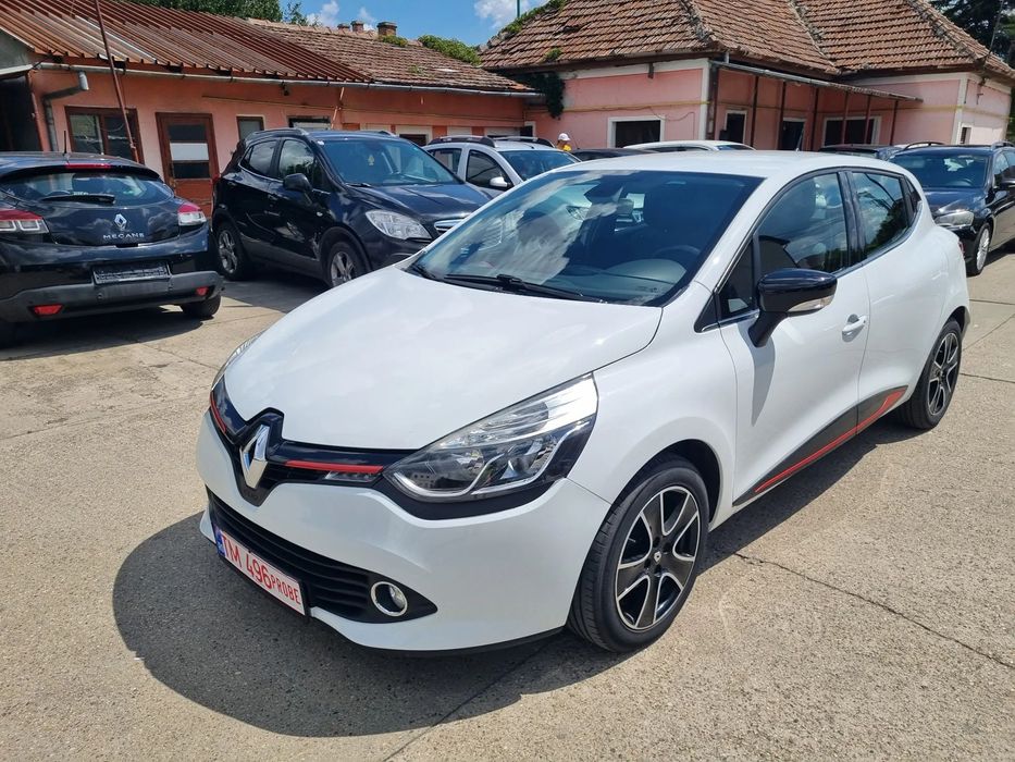 Renault Clio Renault Clio 900 cm benzina an 2015 navigatie climatronic euro 5