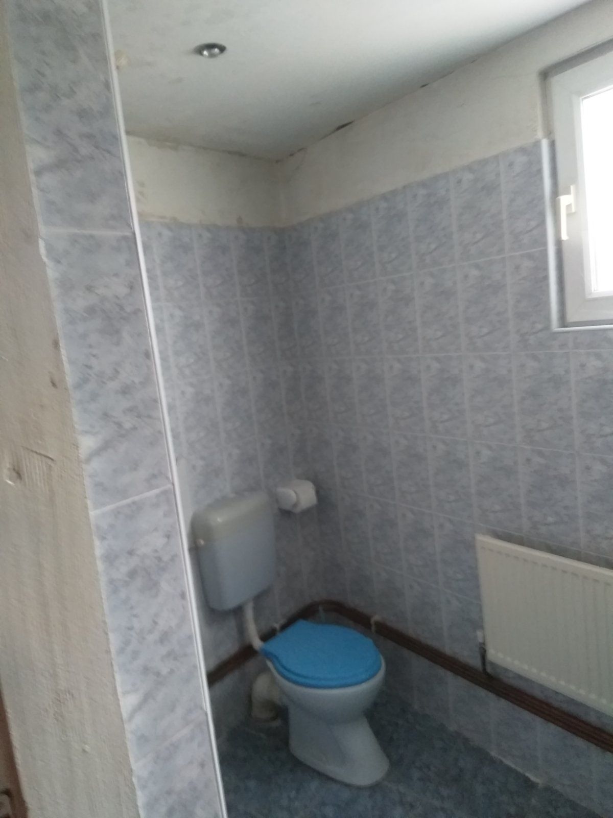Продавам къща в с. Хвойна !