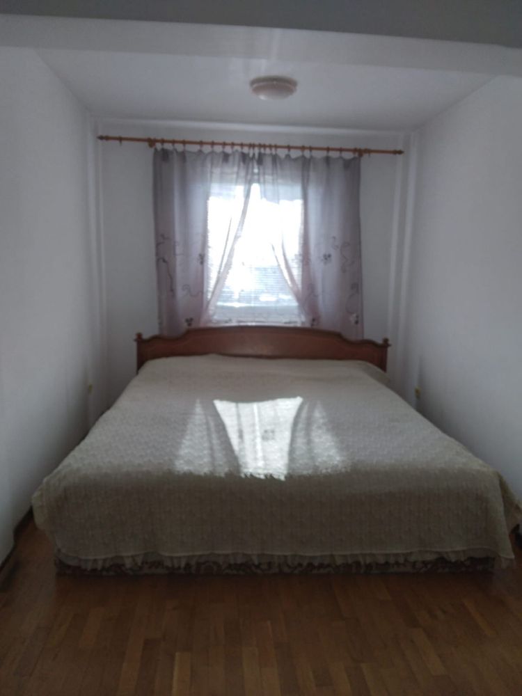 Inchiriez apartament cu doua camere, mobilat si utilat