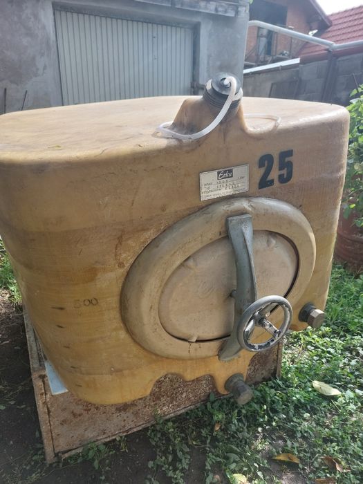 Bazin fibră de sticlă de 1000litri