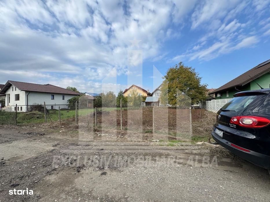 Teren intravilan de vanzare, Cetate