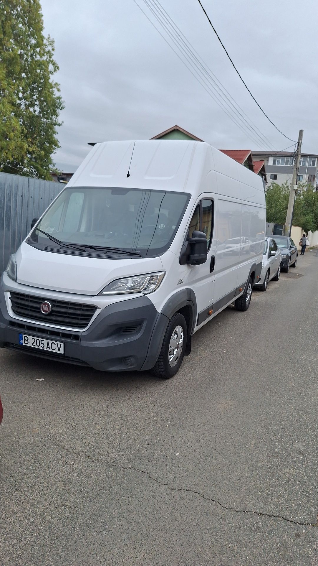 Dubă Mutări mobilă Ikea, transport, dubă bagaje, relocări apartamente