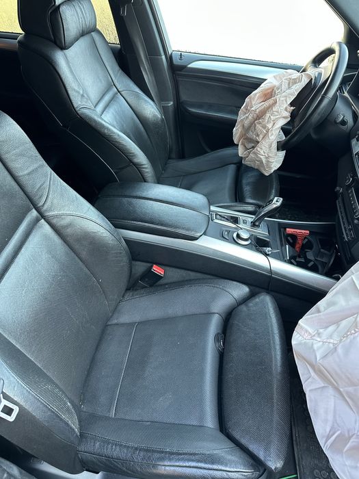 Dezmembrez Bmw X5 E70 3.0d 235Cp