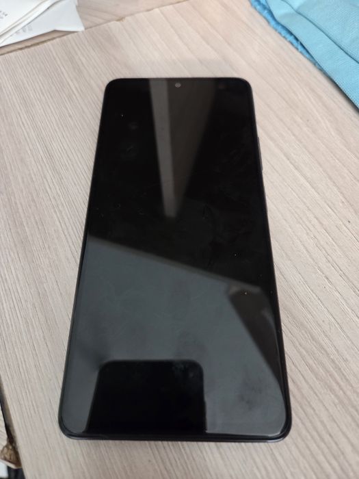 Продаётся телефон