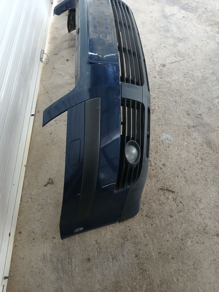 Предна броня vw пасат