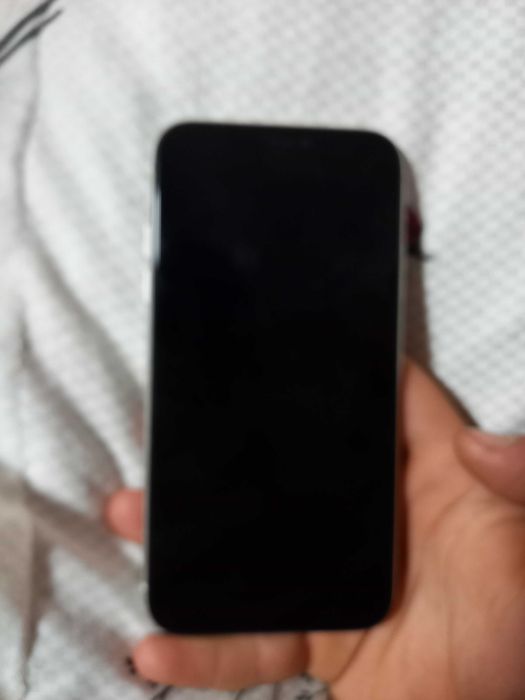 Ipone 11  64 gb in stare foarte buna