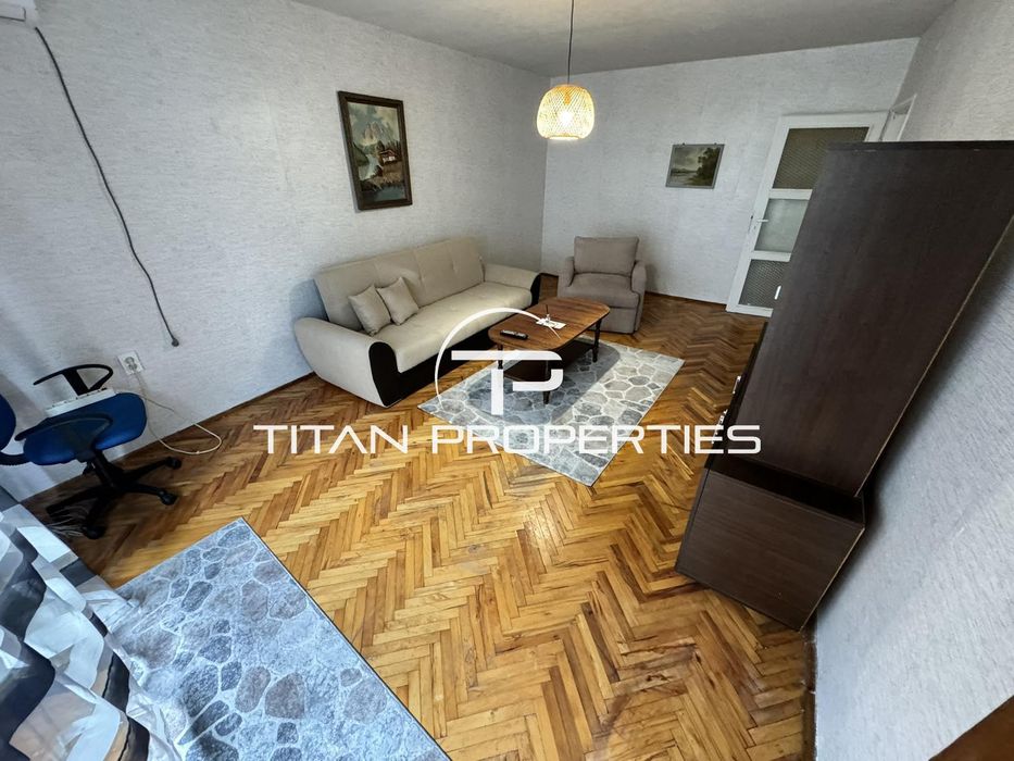 Дава се под наем Тристаен апартамент в Бургас, Център - 98 кв.м за 433.5 € - Снимка #1
