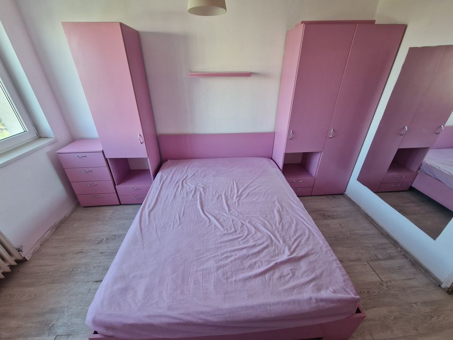 Vand mobila dormitor