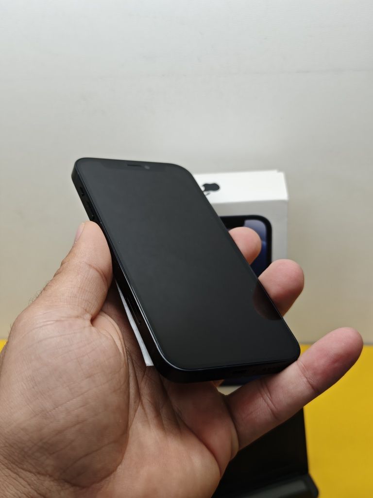 iPhone 12 mini 64 GB