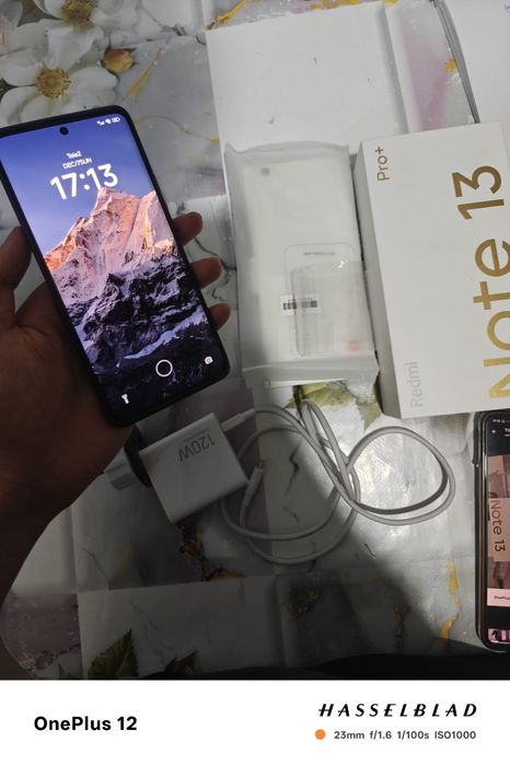 Xiaomi Redmi Note 13 Pro+