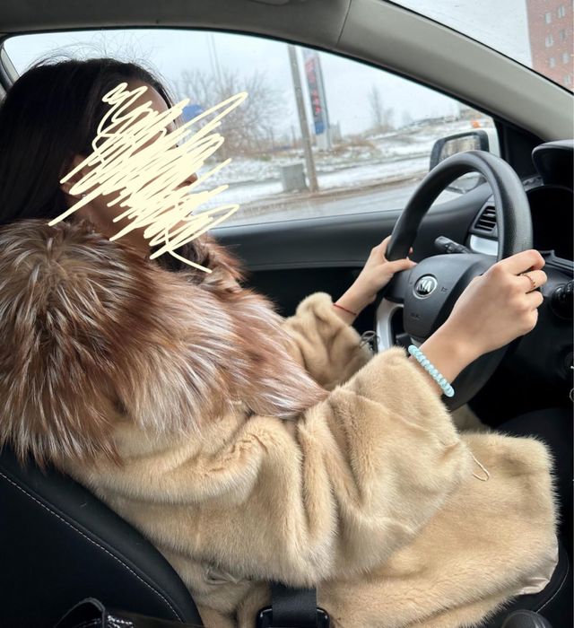 Продам норковую шубу