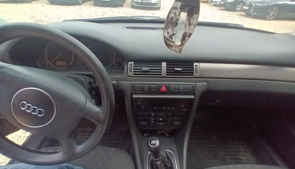 Audi A6 C5 2002 in stare foarte bună
