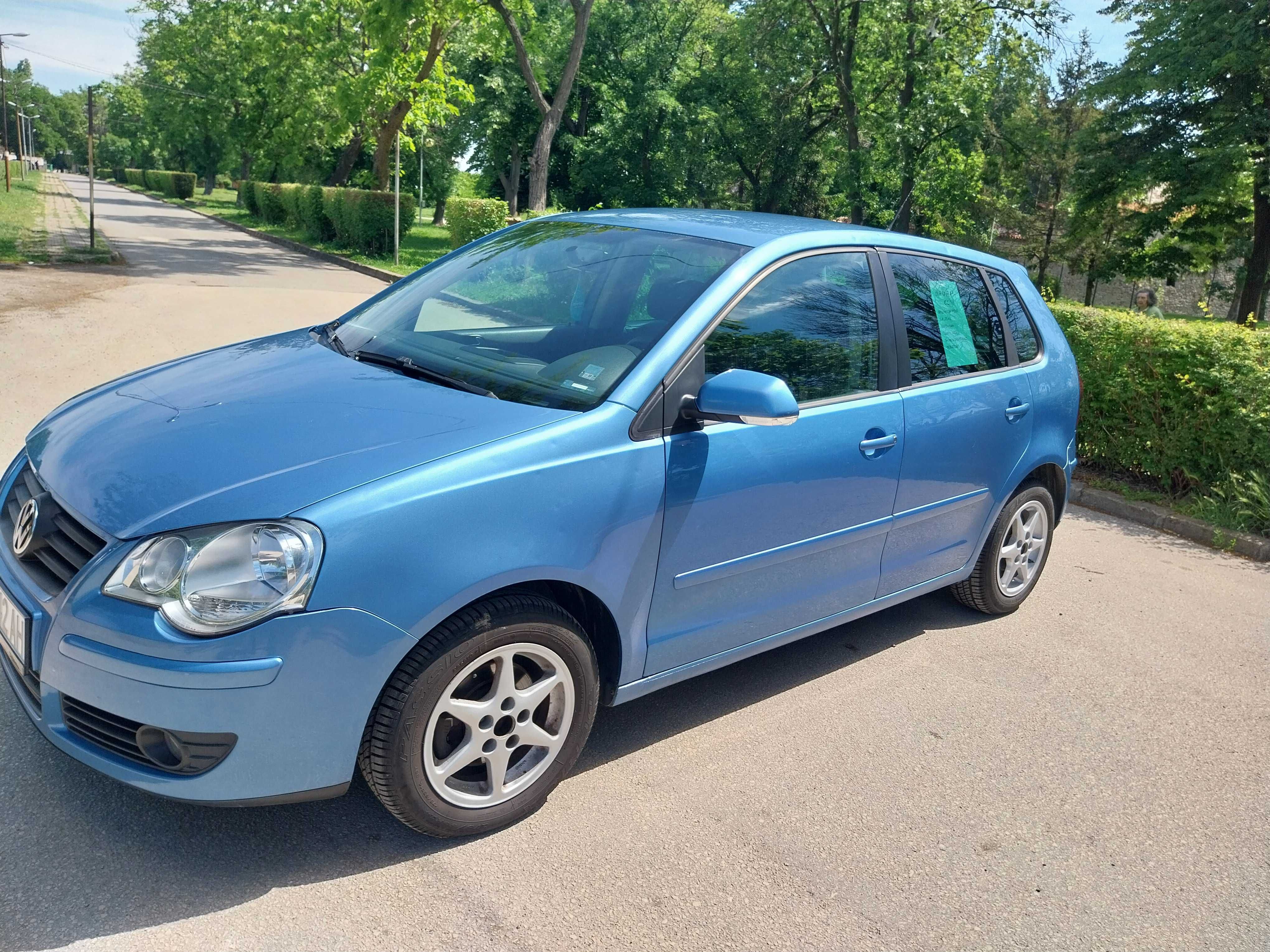 VW Polo 1,4  Колата е добре поддържана. Газ/бензин, икономична.