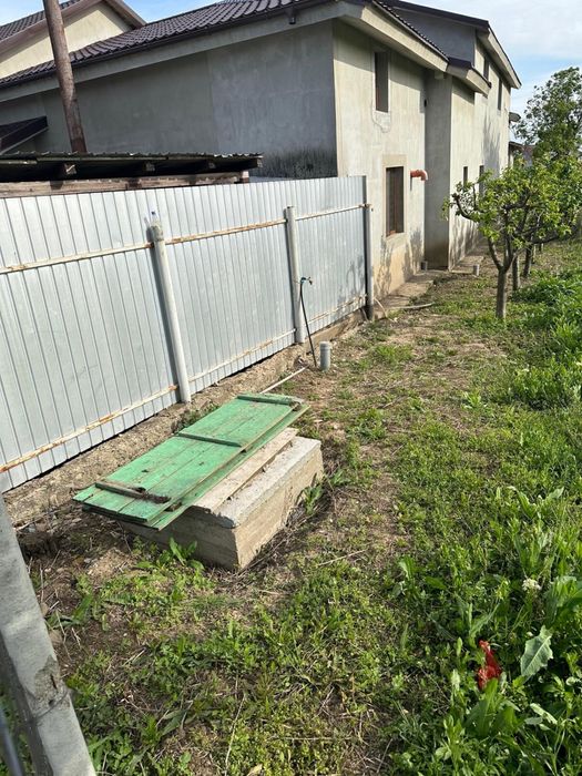 Teren intravilan de vânzare