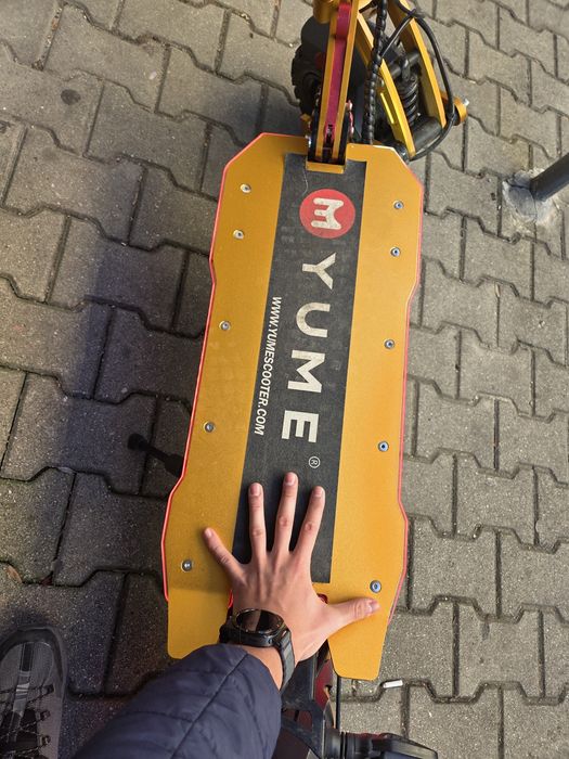 Електрическа тротинетка Yume x11 +