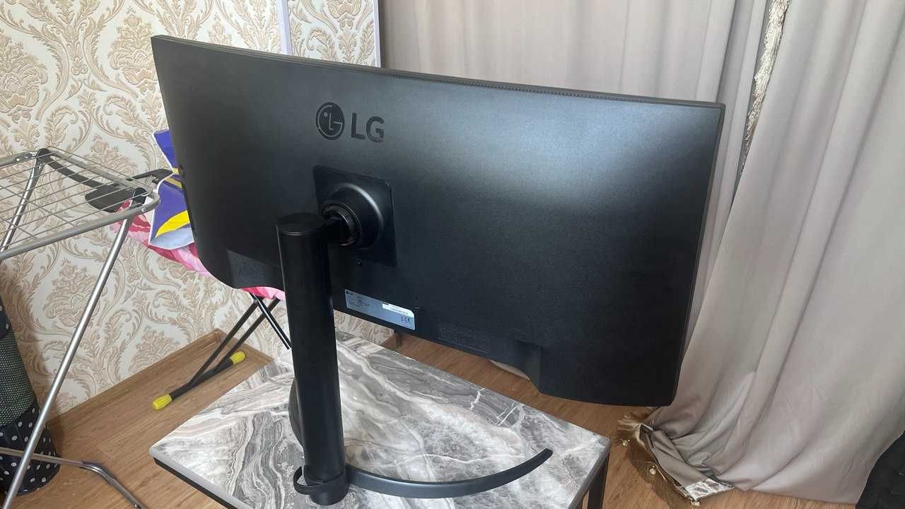 Изогнутый монитор 34'' UltraWide QHD LG 34WQ75C-B | 3440 x 1440 |21:9