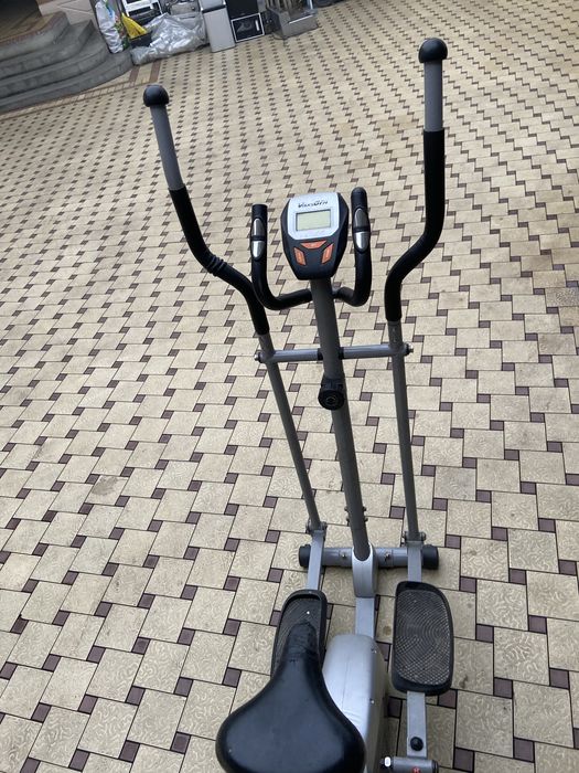 Leja trinajor 130 kiloli, ishlab turgan