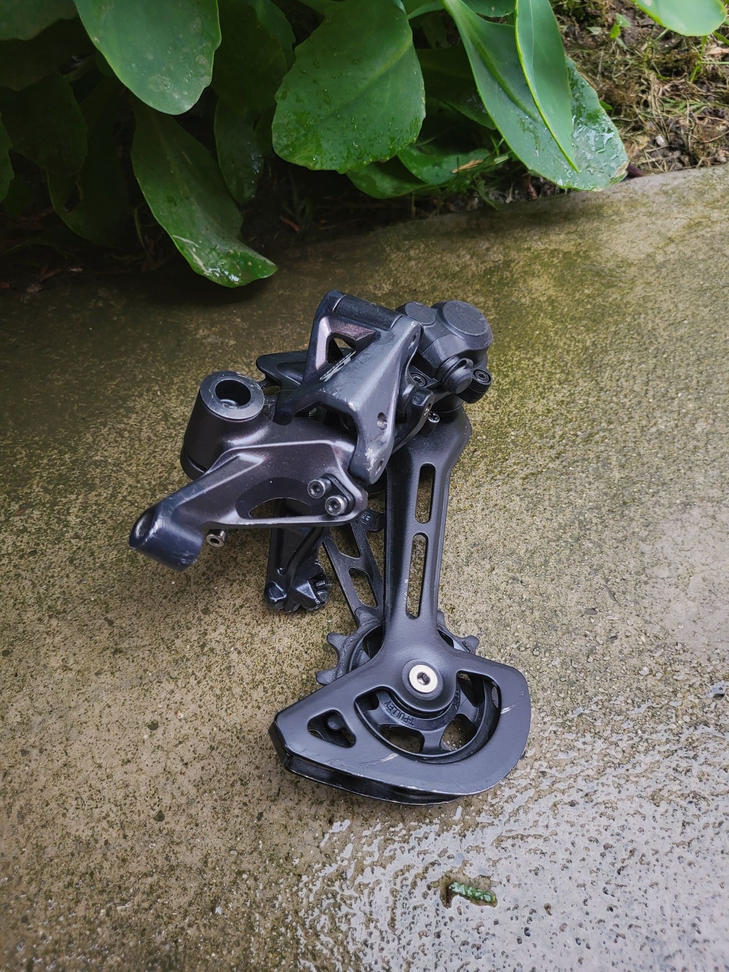 Vând Schimbator Shimano Deore XT 12 Viteze