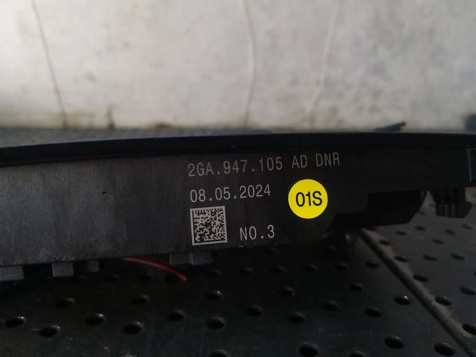 Plafoniera lampa plafon fata vw t cross c11 d31 2ga947105ad