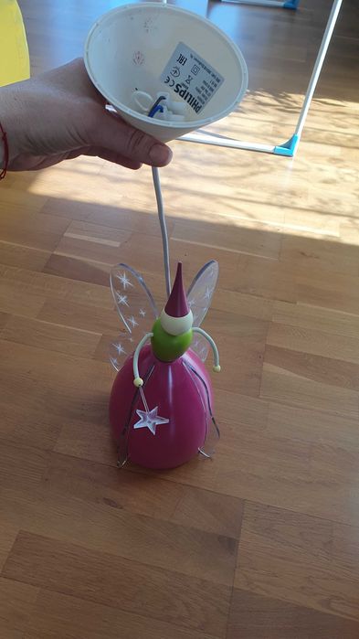 Vand lustra Philips camera fetita