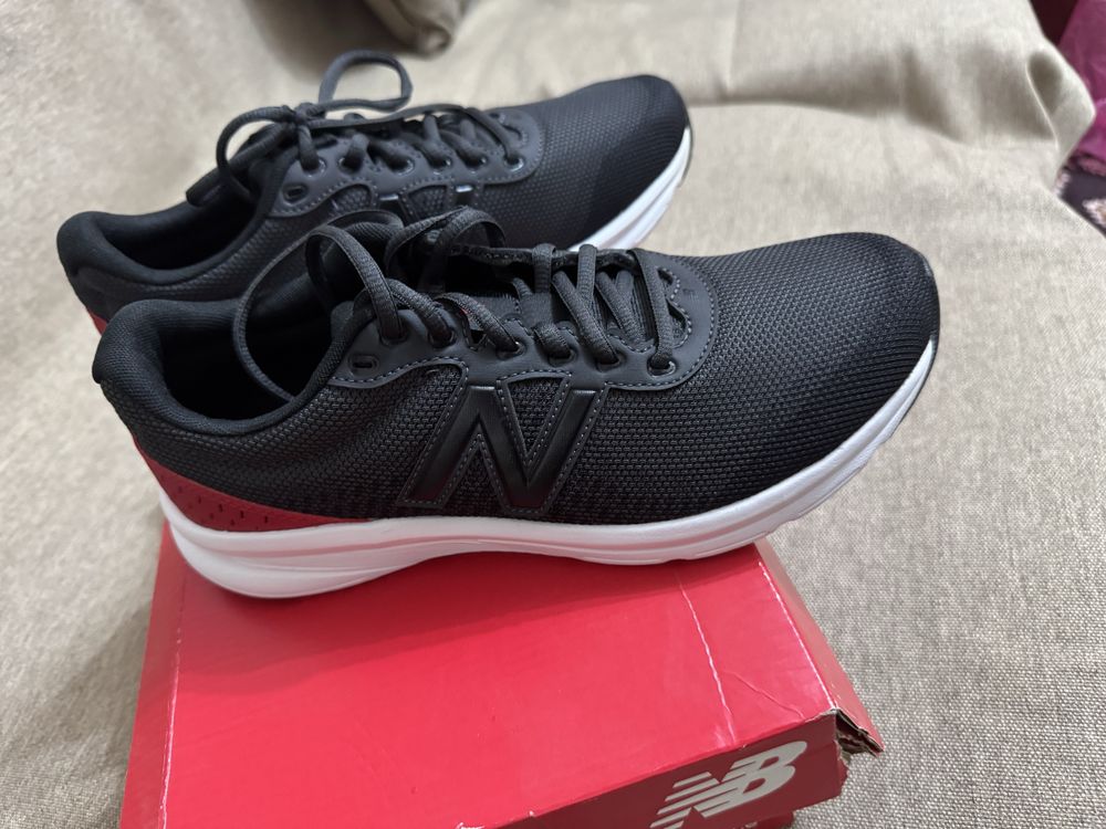 New Balance оригинал мужские кроссовки(41)