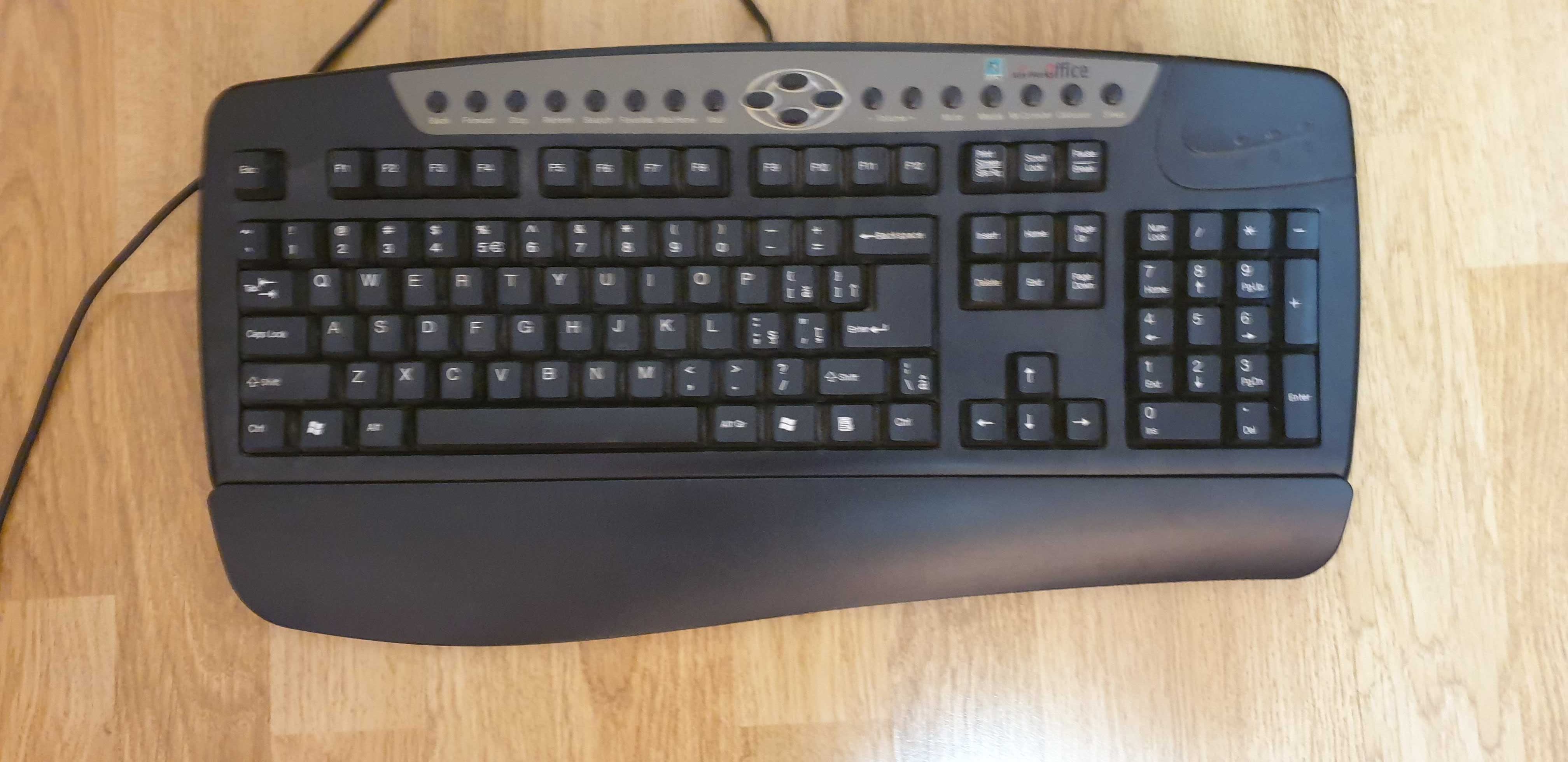 Tastatura A4Tech KB-8 Multimedia PS/2
