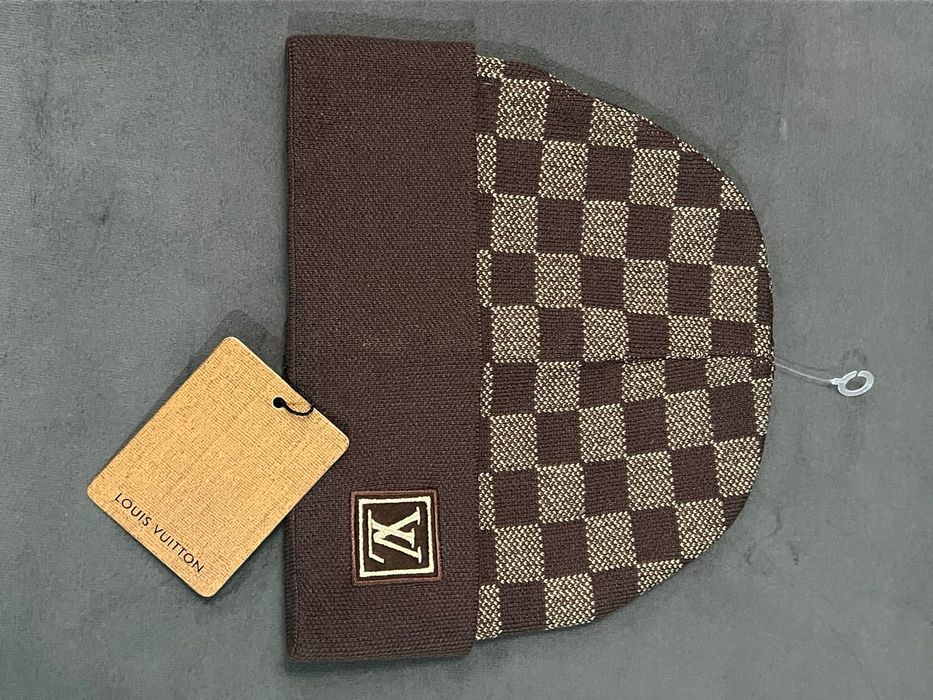 Caciula Louis Vuitton  Top / Quality