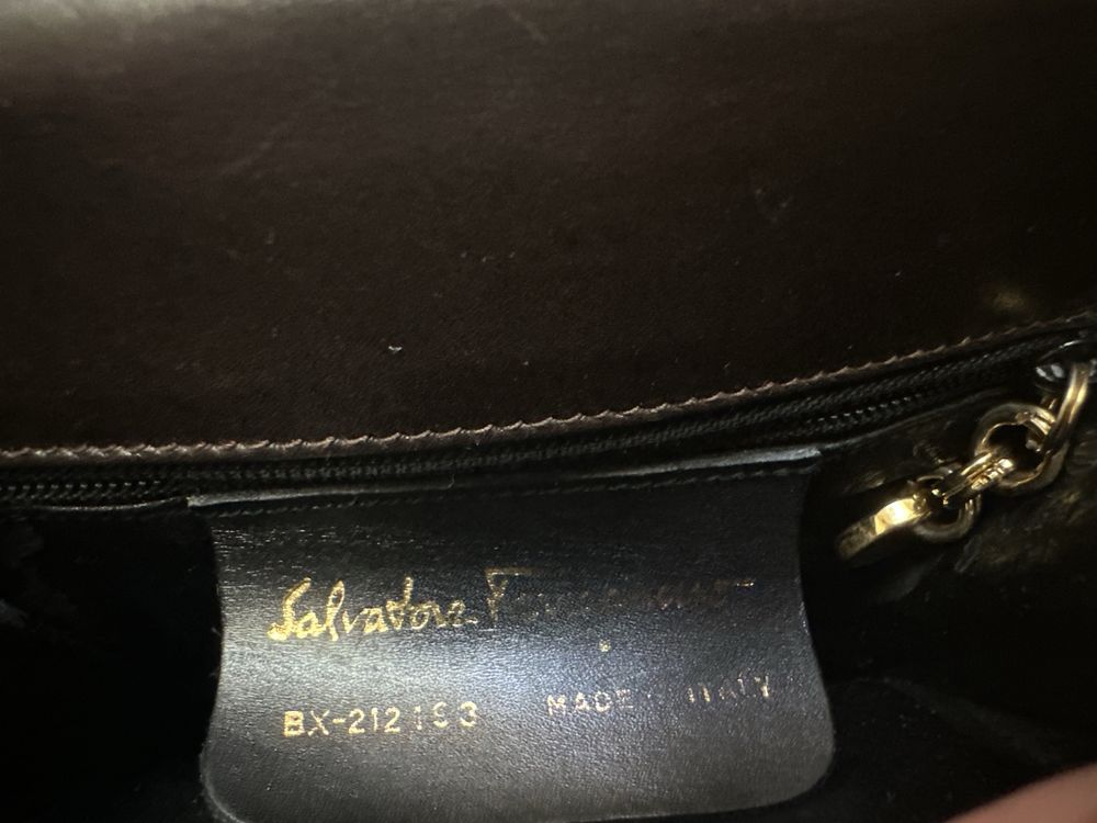 Оригинална чанта Salvatore Ferragamo Gancini