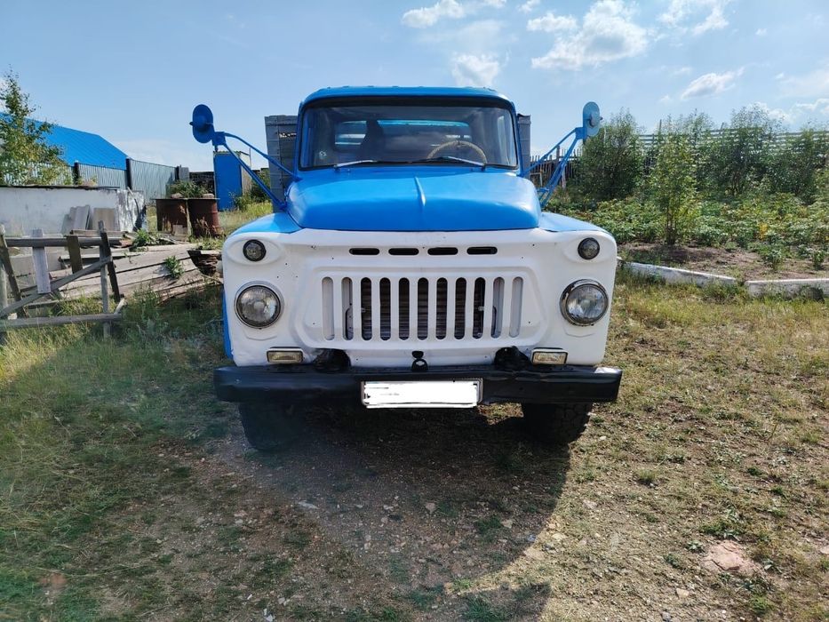 Продам автомашину ГАЗ  52