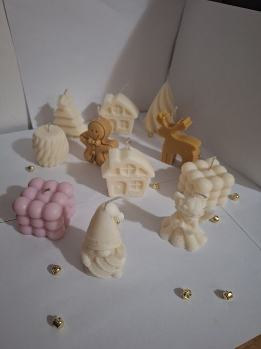 Colecția de lumânări din ceară parfumate.